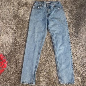 Levi's 550 High Waisted Relaxed Tapered Jeans